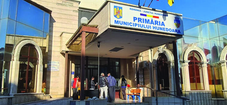 Birou pentru persoane fără  „certificat verde”