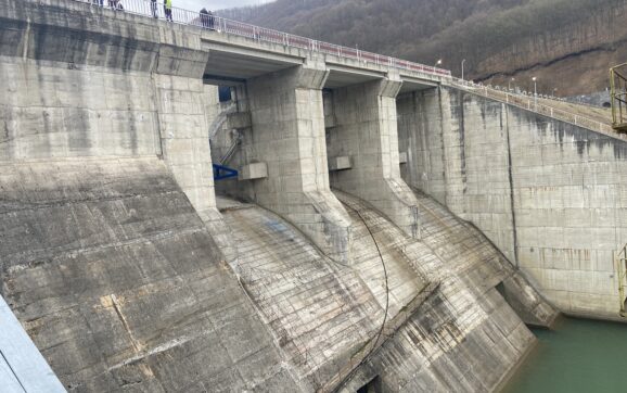 INVESTIȚII. După 35 de ani…