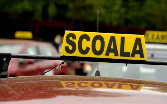 PERMIS AUTO. Mai multe locuri pentru proba practică