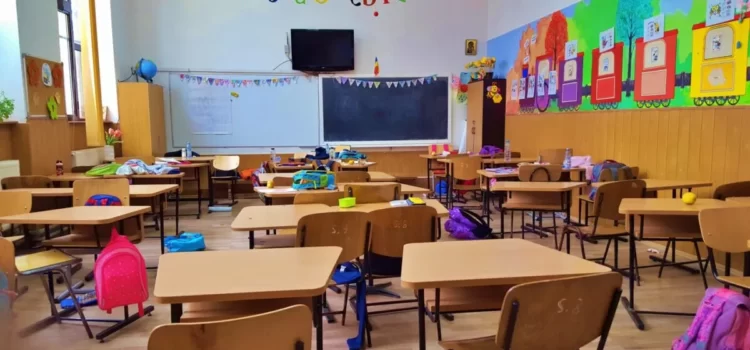 EDUCAȚIE. Ultima zi de înscriere în clasa pregătitoare