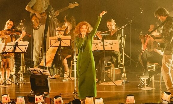 Concert cu „Mădălina Pavăl Live Orchestra” la Deva