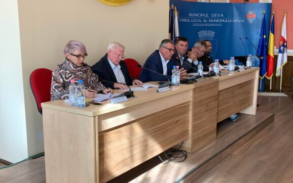 Primăria Deva va depune încă trei proiecte în cadrul Programului PNRR