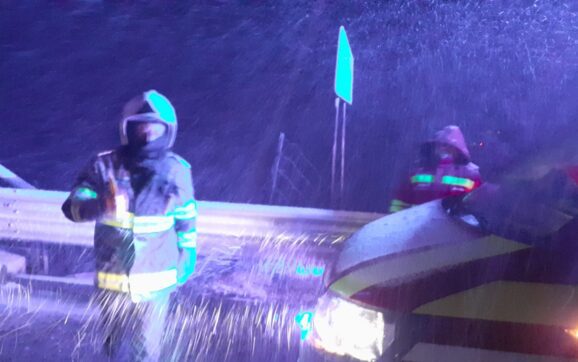 Viscolul a scos din priză peste 900 de gospodării